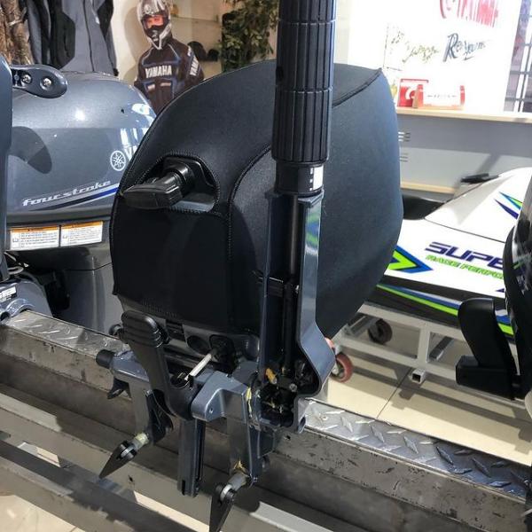 Колпак из неопрена на лодочный мотор от 25 л.с.