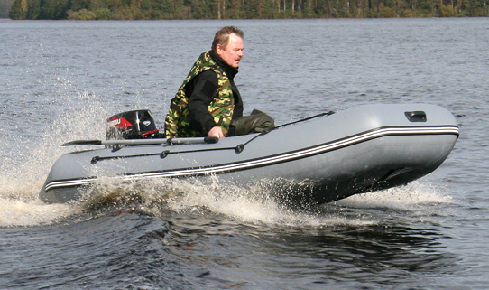 Лодка Angler 300XL